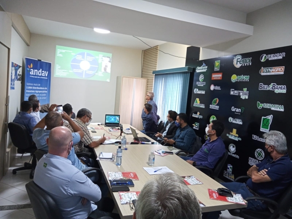 Andav Regional Bahia realiza reunião; escritório da Aciagri foi sede do encontro