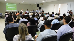 Aciagri prestigia lançamento de novo sistema de controle e uso de agrotóxicos