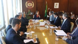 Abrapa pede ao Mapa revisão da legislação de registro dos defensivos agrícolas