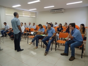 Encontro discute a gestão no setor de distribuição de insumos
